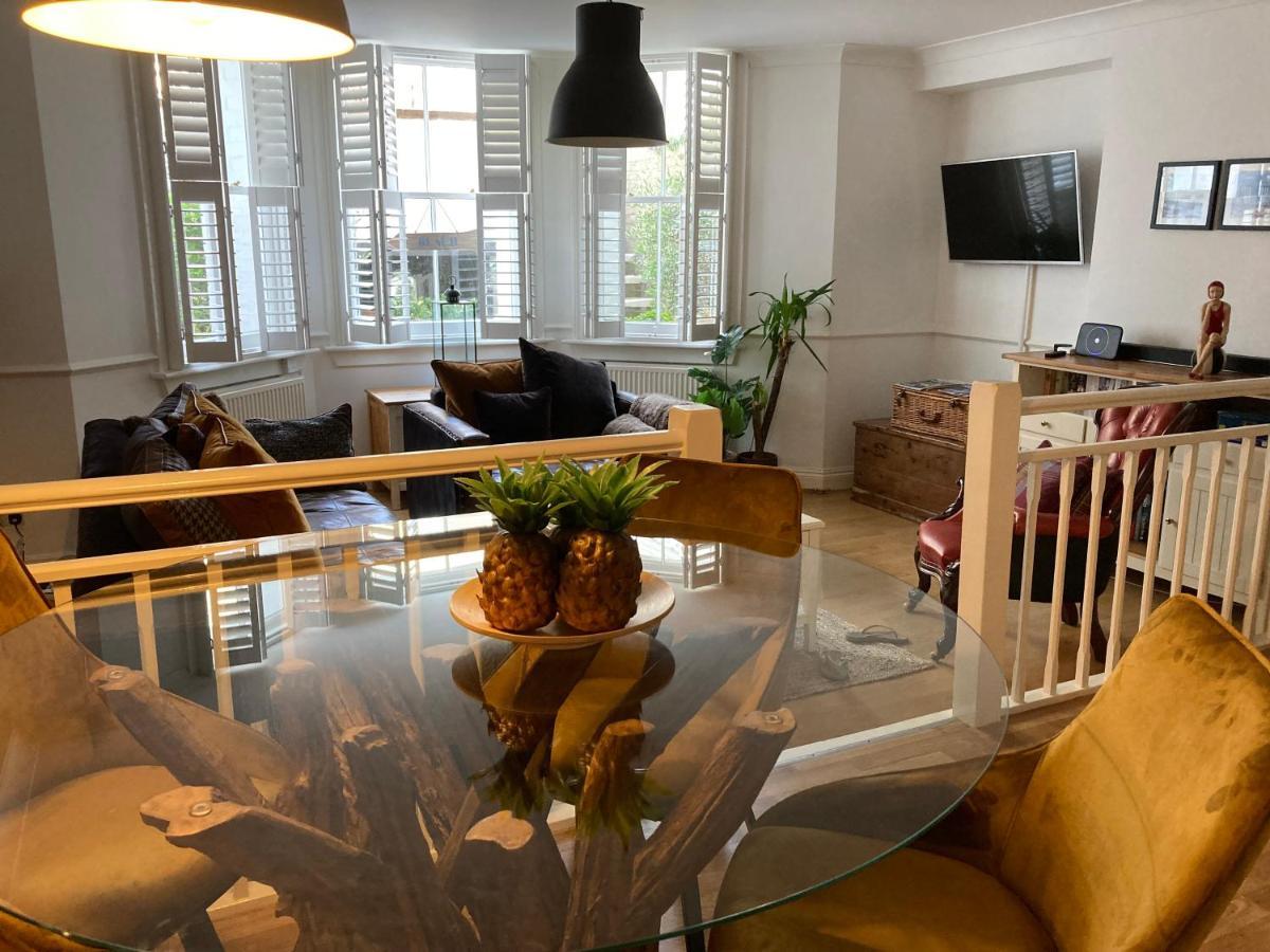 Olive Tree Apartment Hove Екстериор снимка