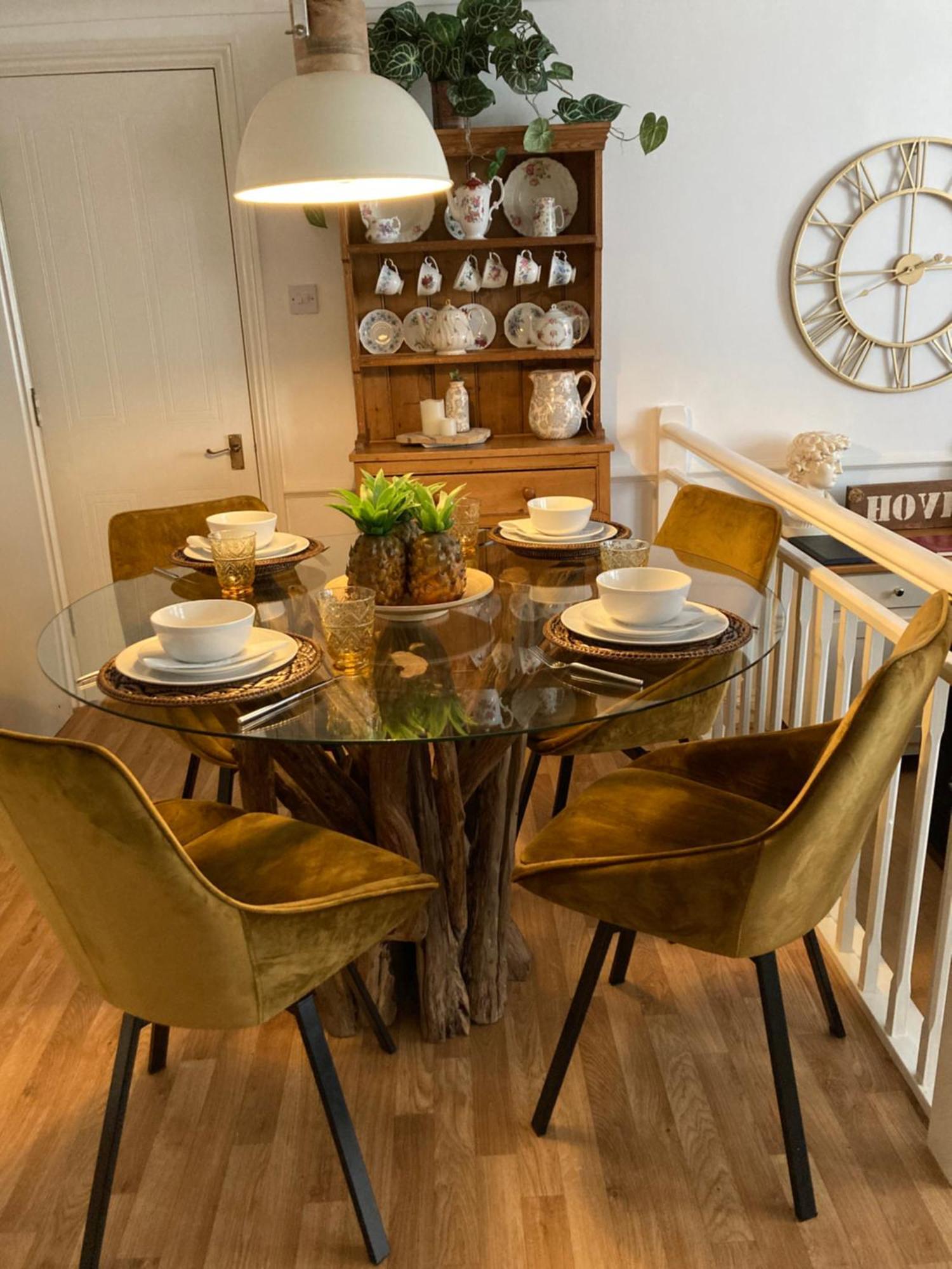 Olive Tree Apartment Hove Екстериор снимка